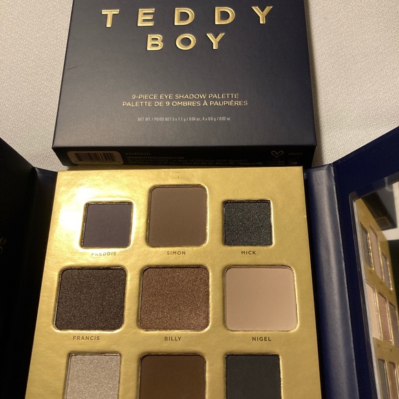 Teddy Boy Eyeshadow Palette - Picture 2 of 3